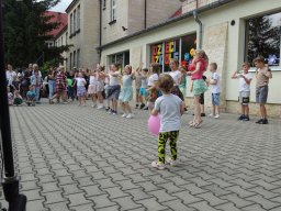 image066