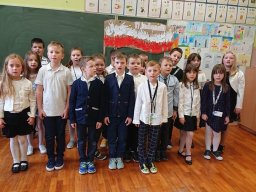 szkola_do_hymnu_027