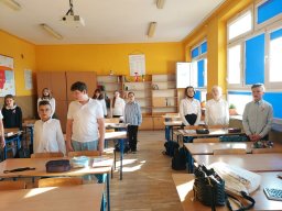 szkola_do_hymnu_039