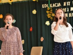 den_2022_40